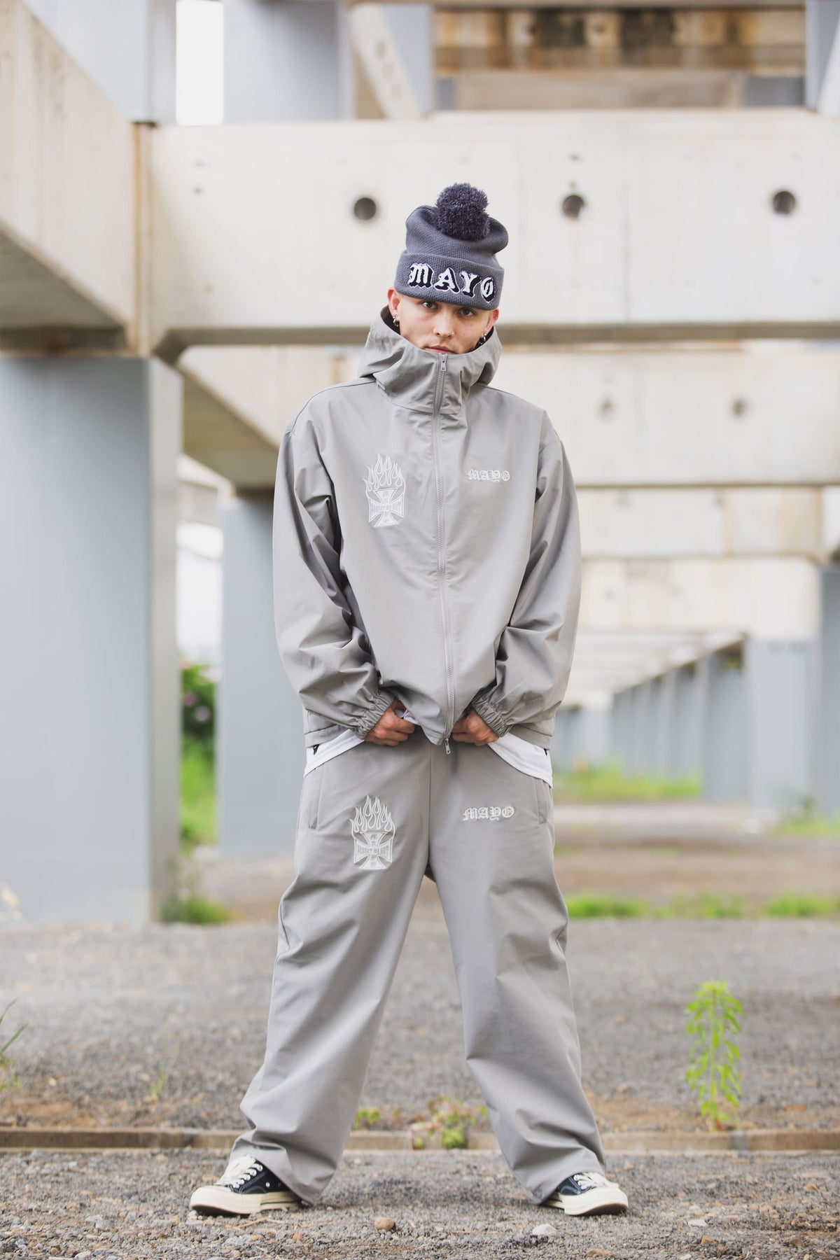 FIRE IRON CROSS EMBROIDERY NYLON PANTS