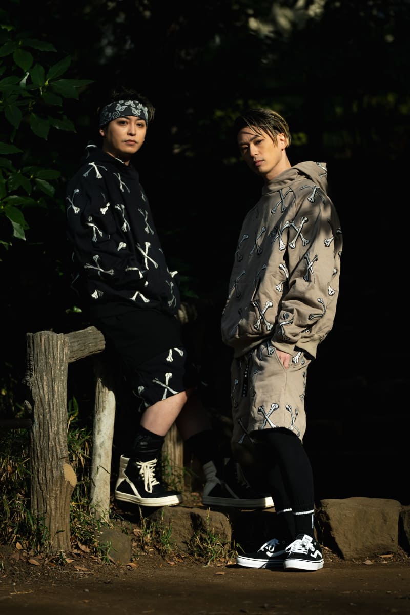 MAYOFGMN 刺繍パーカー 黒 MTXIX logo刺繍プルパーカー