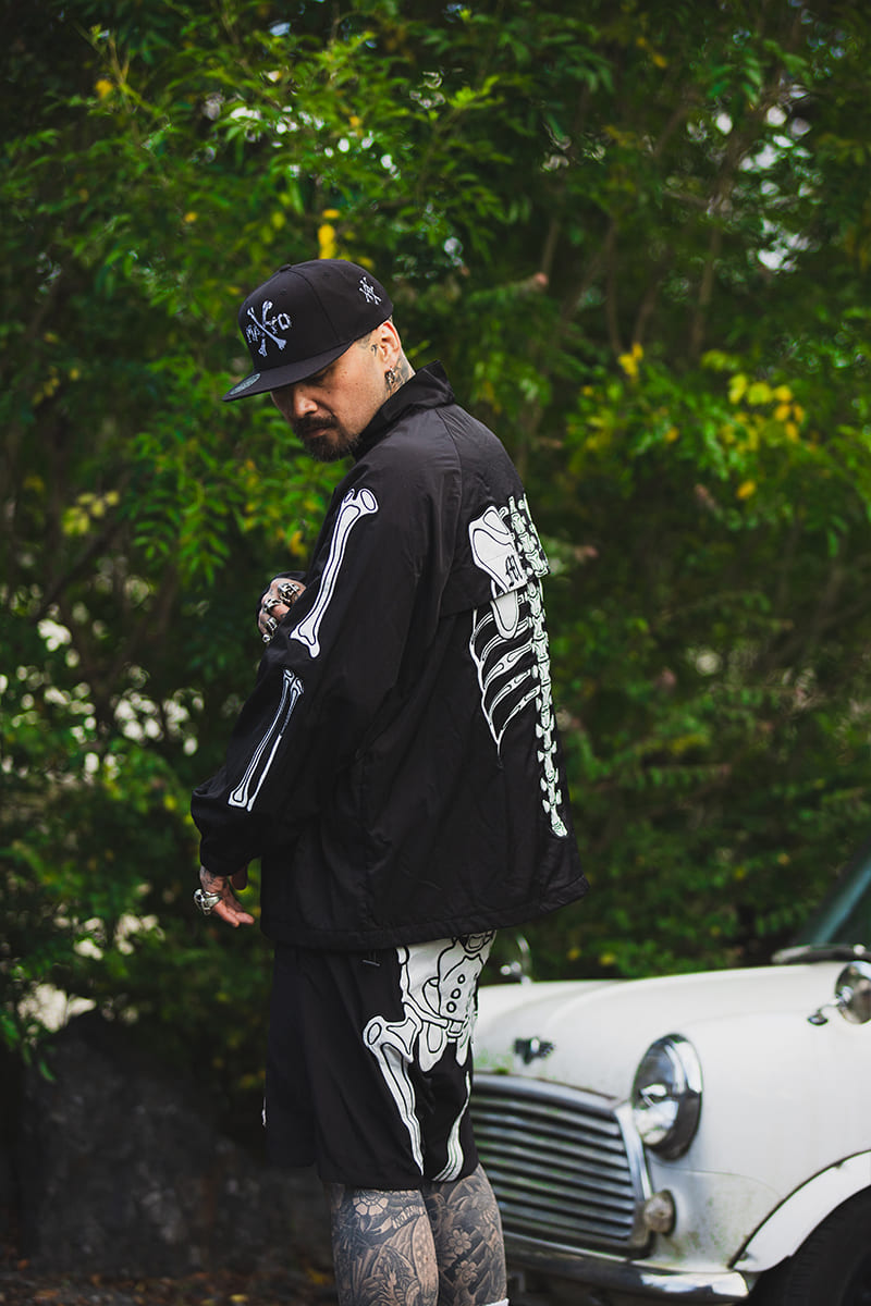 MAYO BONES Embroidery Nylon Anorak - BLACK