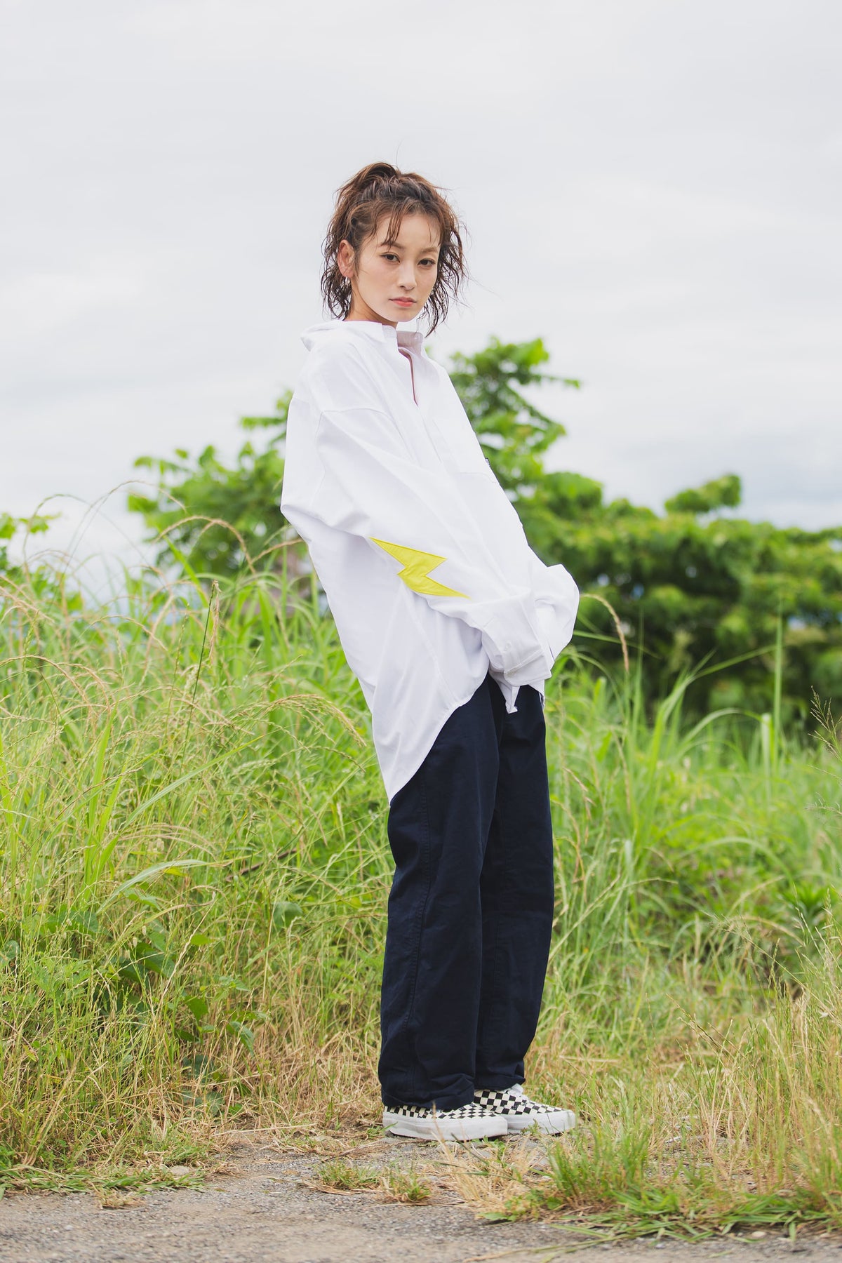 THUNDER FRANKEN EMBROIDERY LONG SLEEVED BUTTON-DOWN SHIRT