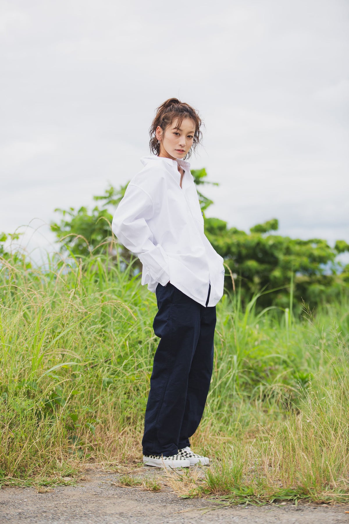 THUNDER FRANKEN EMBROIDERY LONG SLEEVED BUTTON-DOWN SHIRT