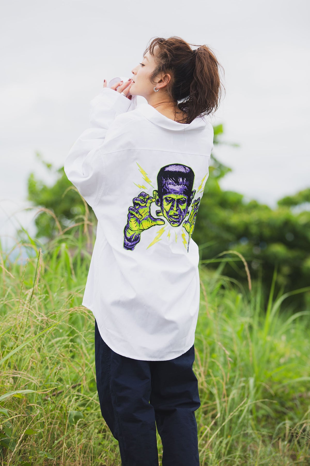 THUNDER FRANKEN EMBROIDERY LONG SLEEVED BUTTON-DOWN SHIRT