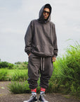 PLAIN EMBROIDERY SWEAT PANTS -  CHARCOAL