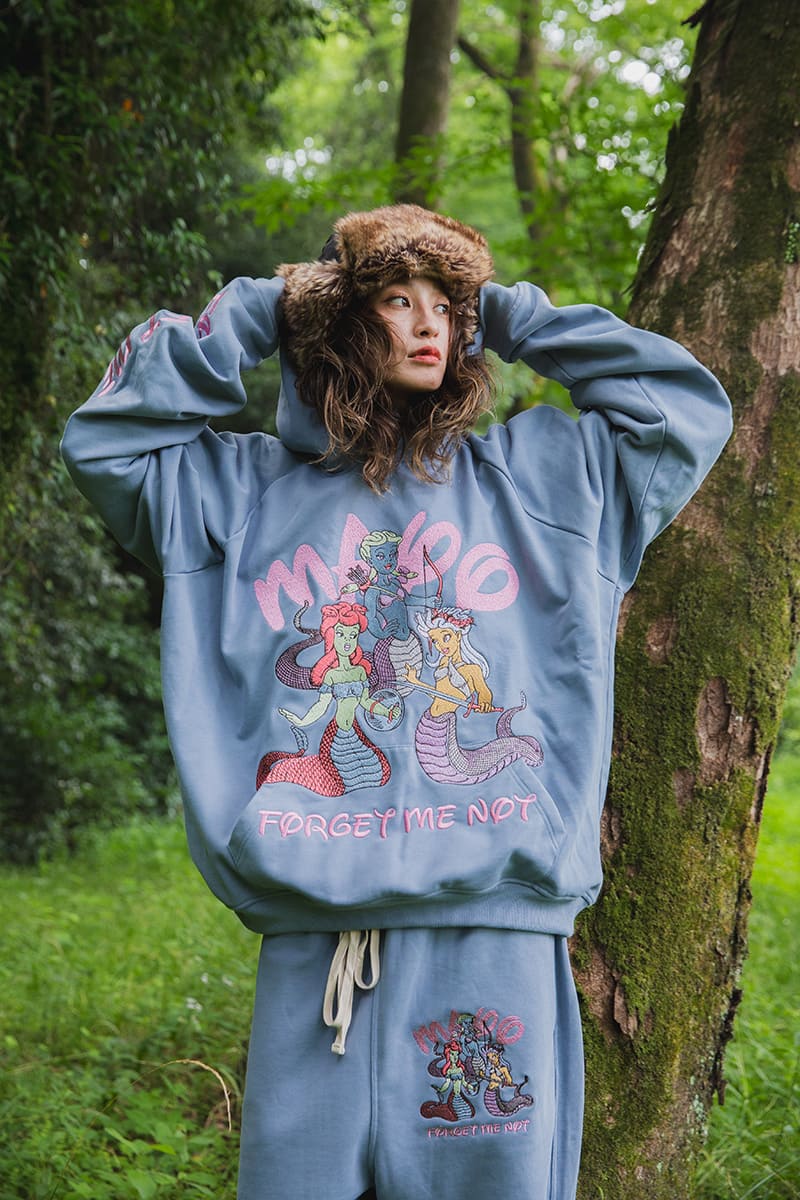 MAYO MEDUSA EMBROIDERY HOODIE