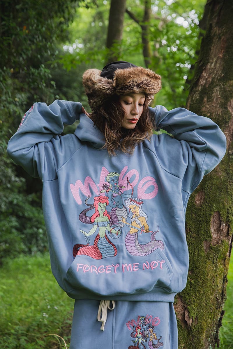 MAYO MEDUSA EMBROIDERY HOODIE