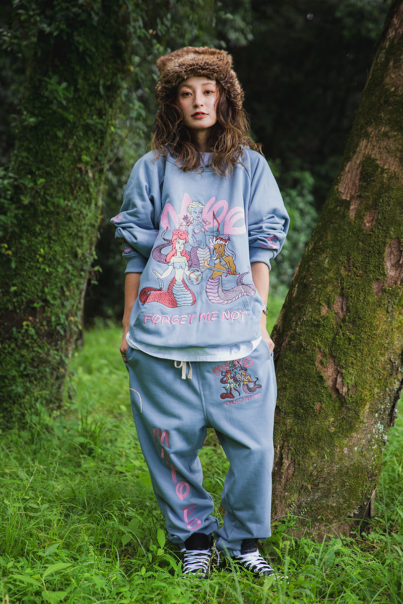 MAYO MEDUSA EMBROIDERY HOODIE