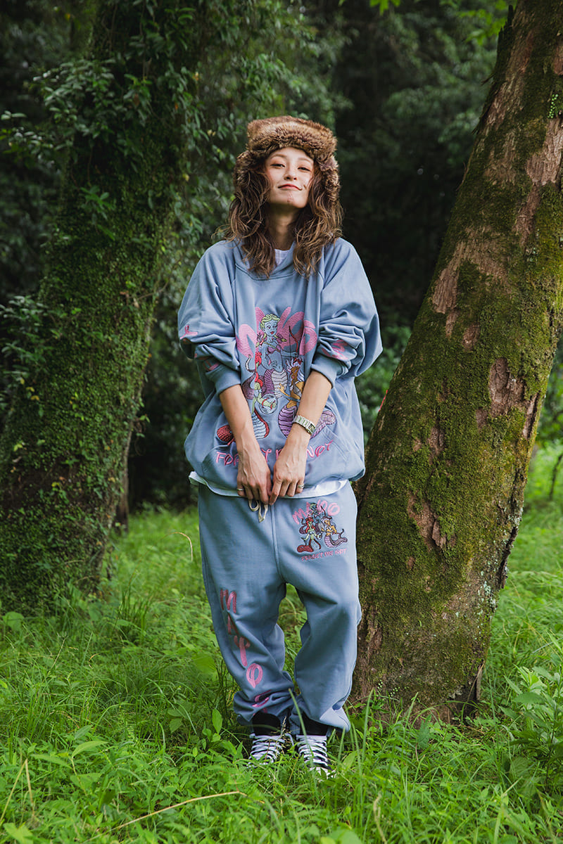 MAYO MEDUSA EMBROIDERY HOODIE