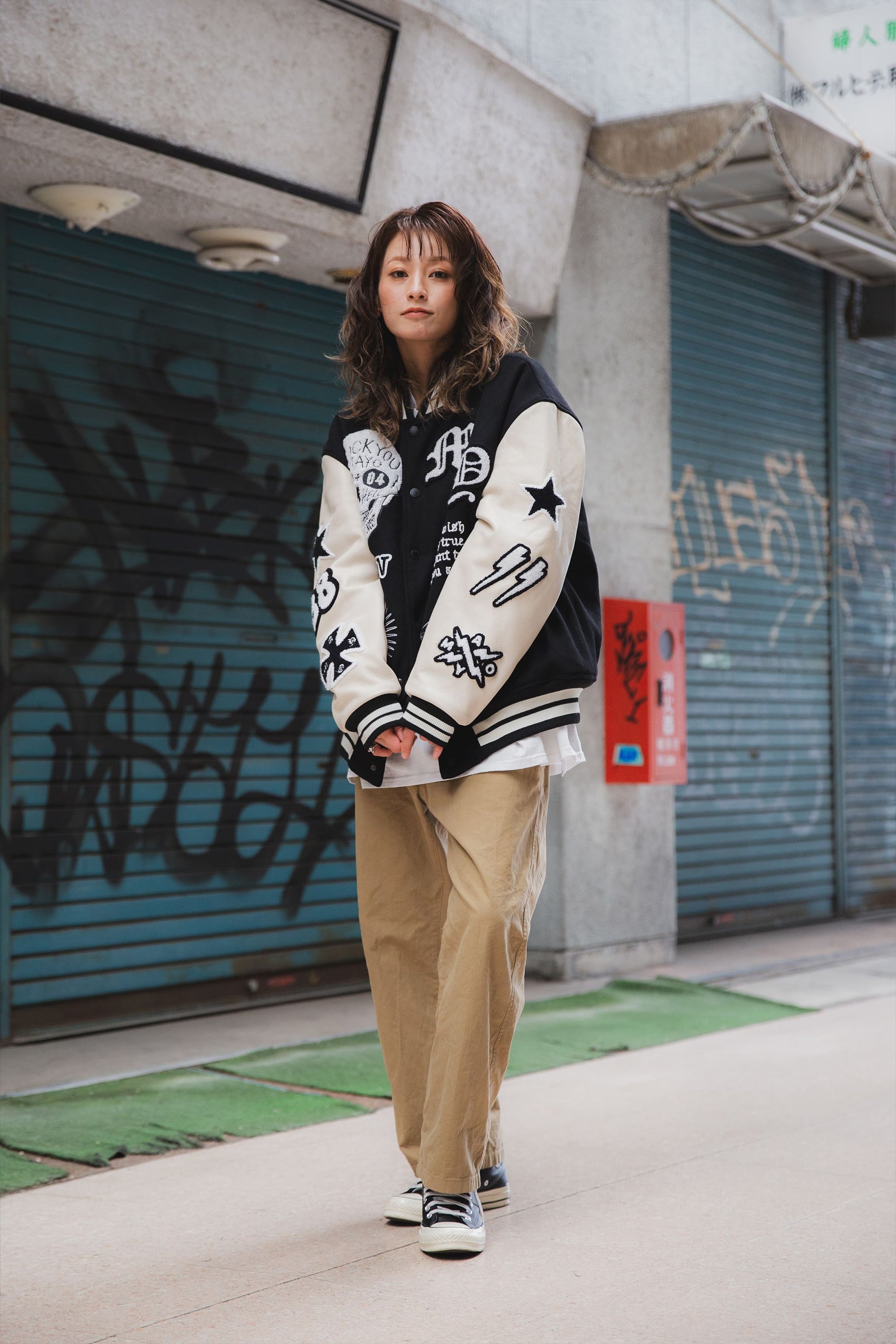 MAYO EMBROIDERY CHINO PANTS