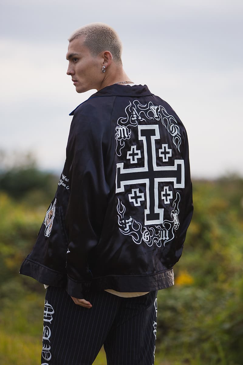 MAYO EMBROIDERY WITH COLLAR REVERSIBLE SOUVENIR JKT