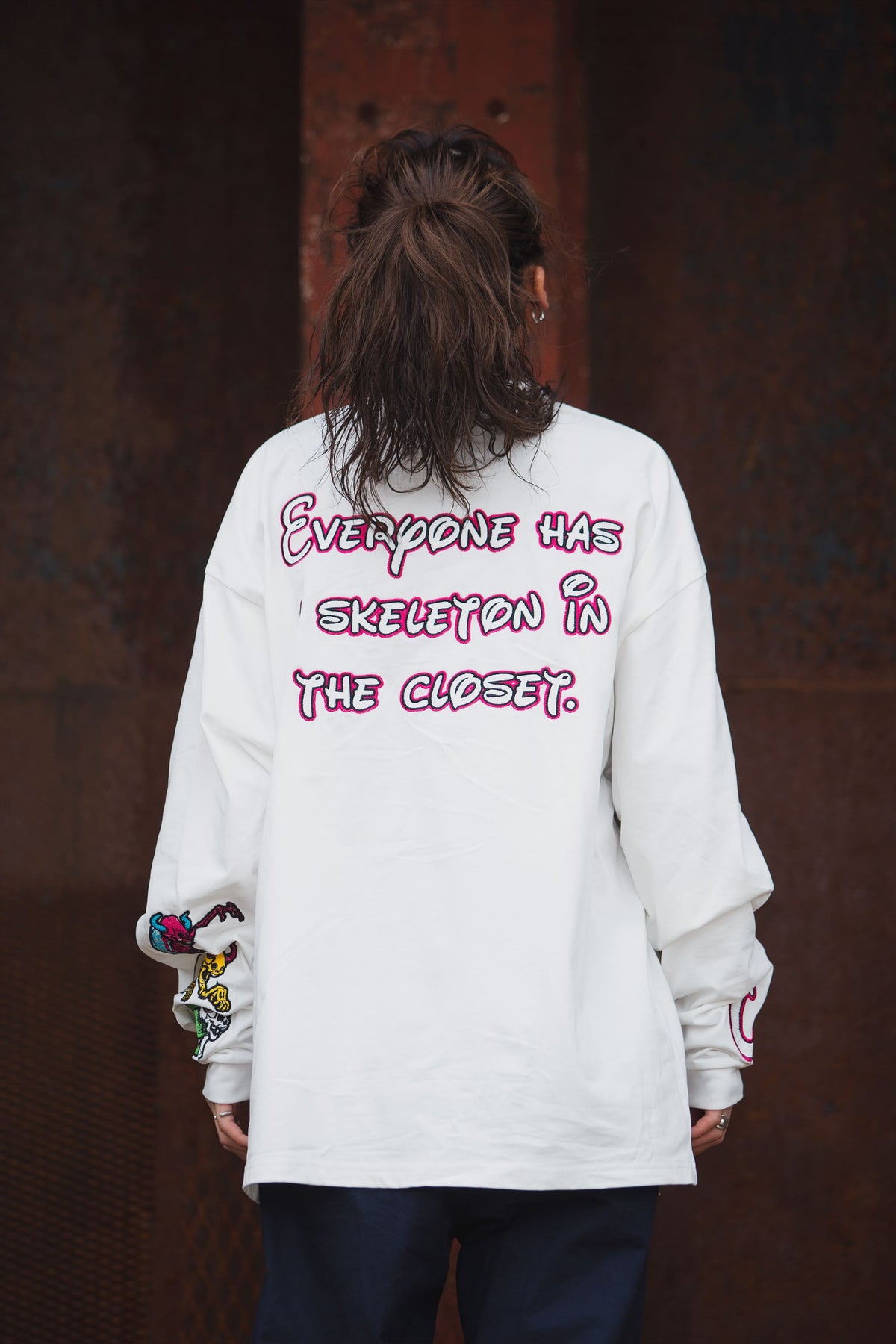 A SKELETON IN THE CLOSET EMBROIDERY LONG SLEEVE TEE