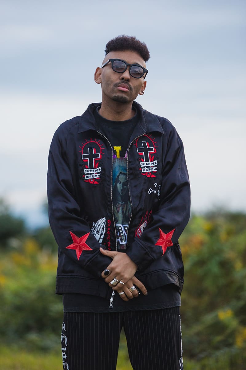 MAYO EMBROIDERY WITH COLLAR REVERSIBLE SOUVENIR JKT