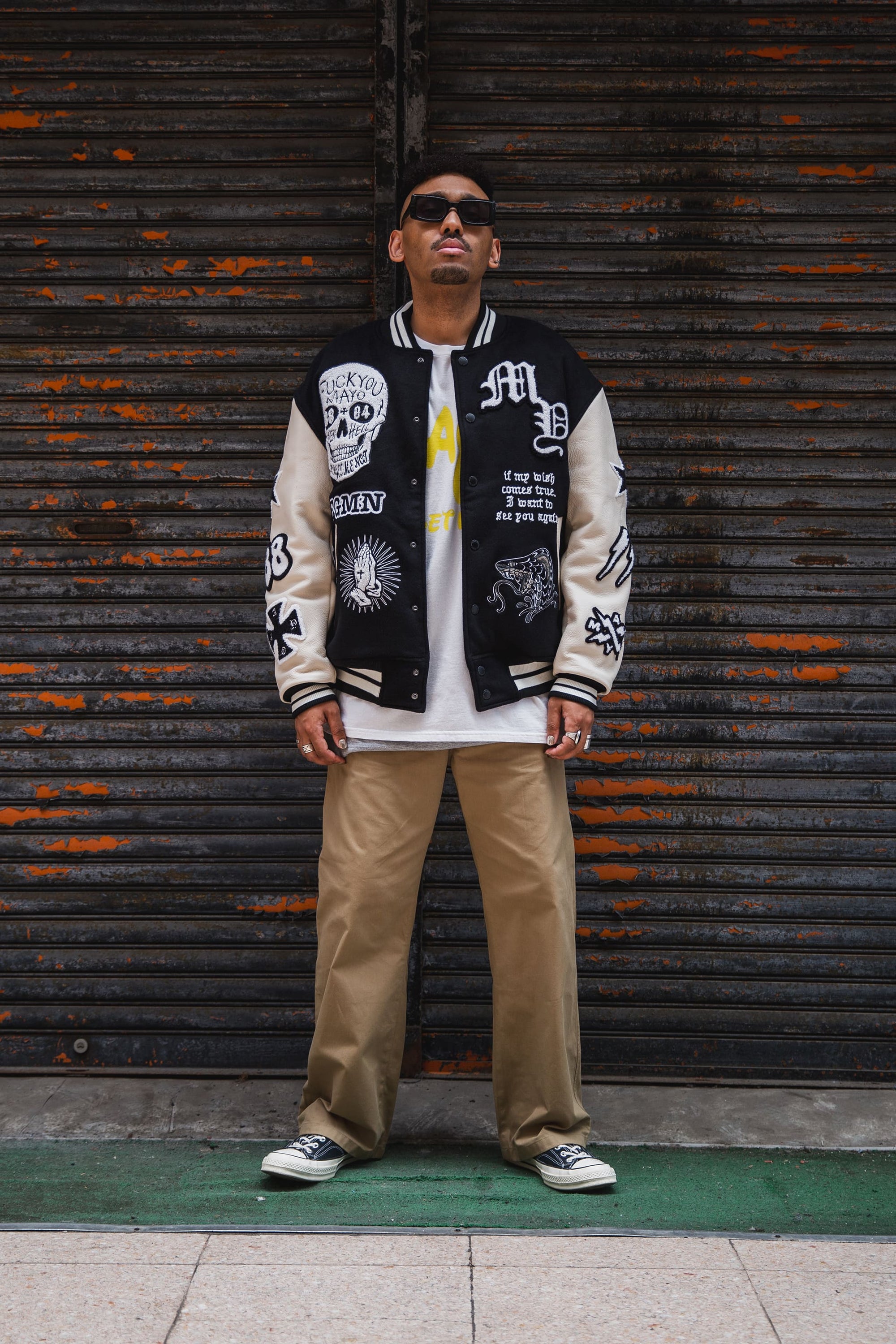 MAYO EMBROIDERY CHINO PANTS