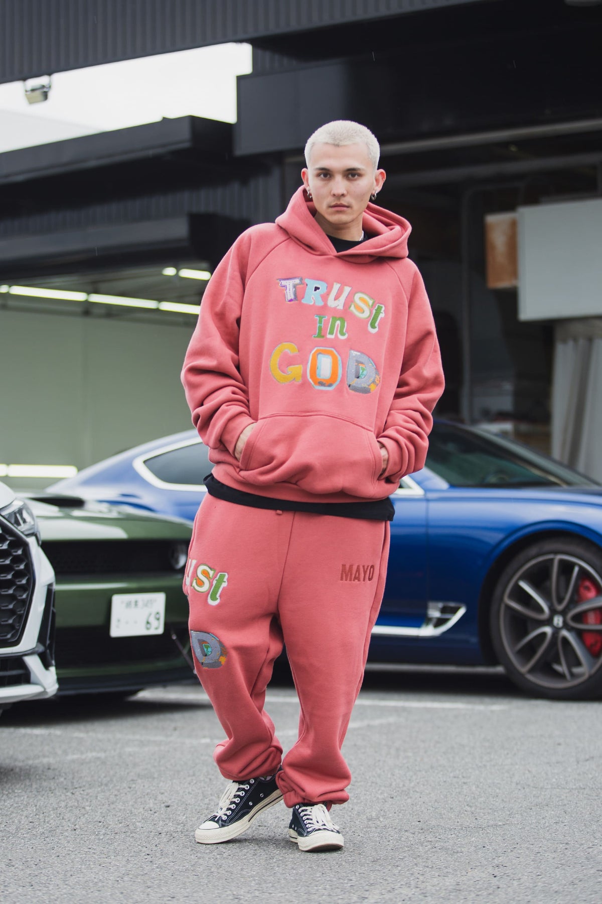 TRUST IN GOD EMBROIDERY HOODIE