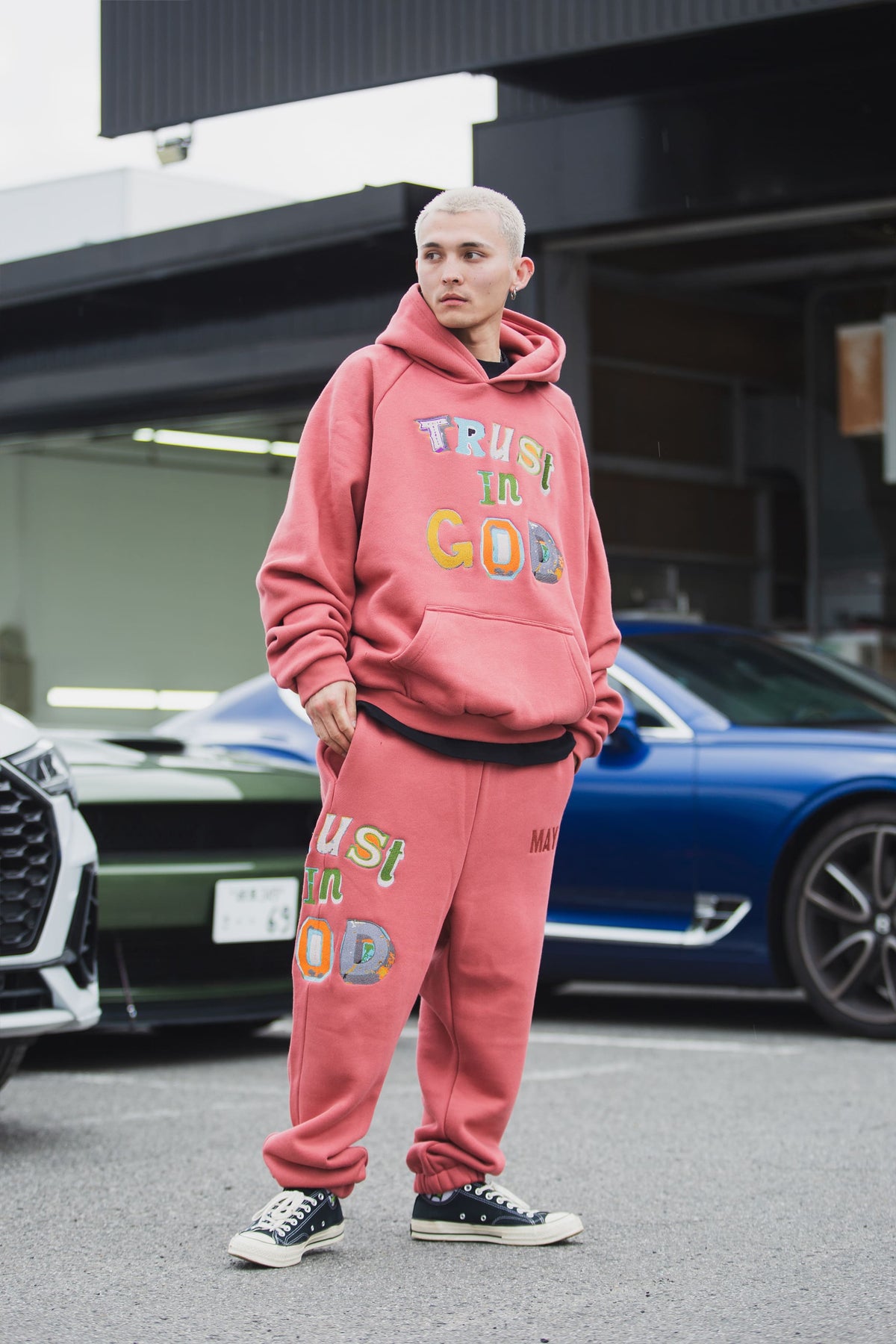 TRUST IN GOD EMBROIDERY HOODIE