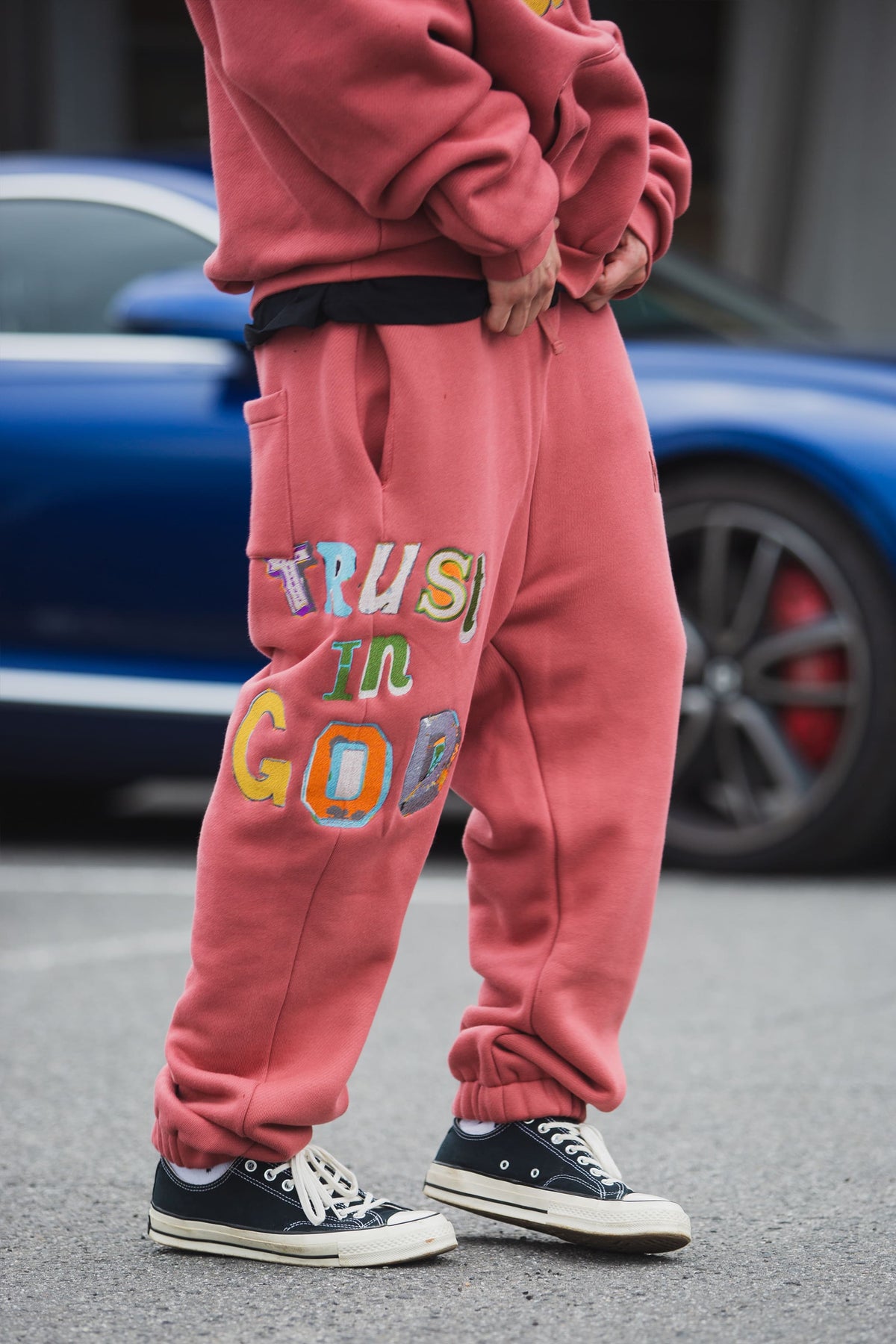 TRUST IN GOD EMBROIDERY SWEAT PANTS