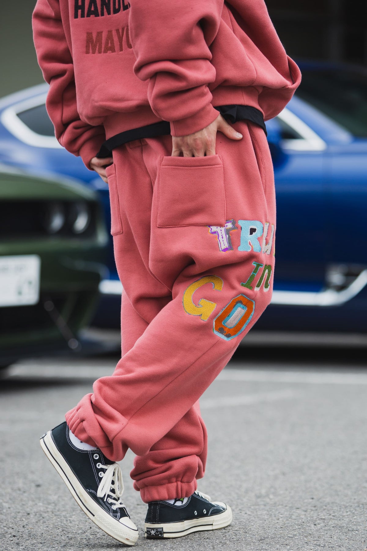 TRUST IN GOD EMBROIDERY SWEAT PANTS