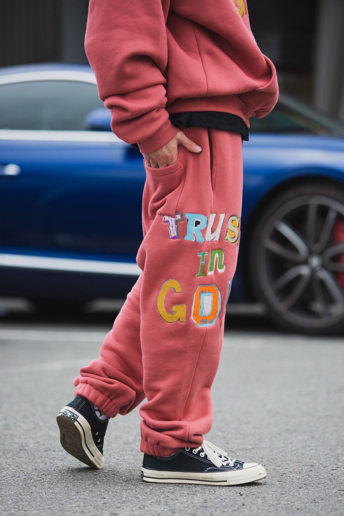 TRUST IN GOD EMBROIDERY SWEAT PANTS