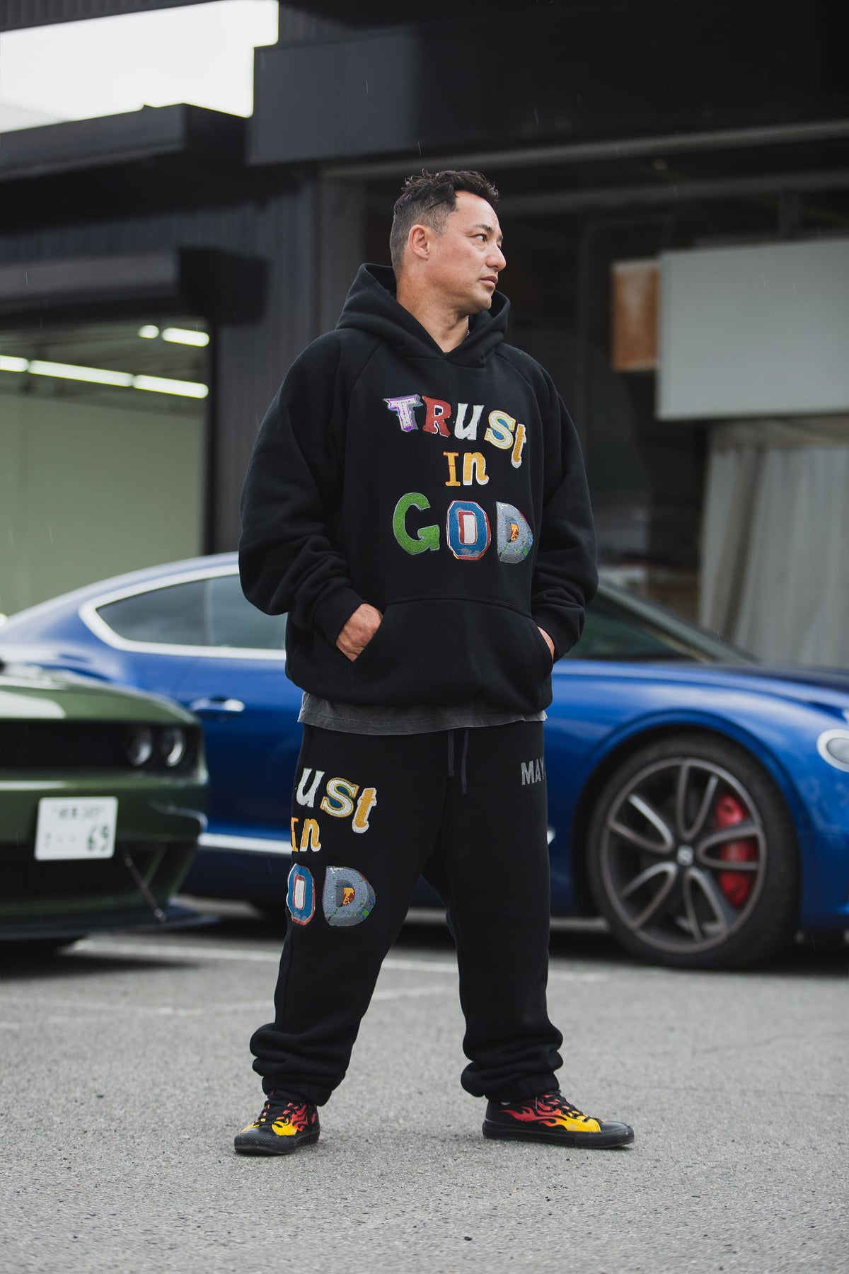 TRUST IN GOD EMBROIDERY SWEAT PANTS