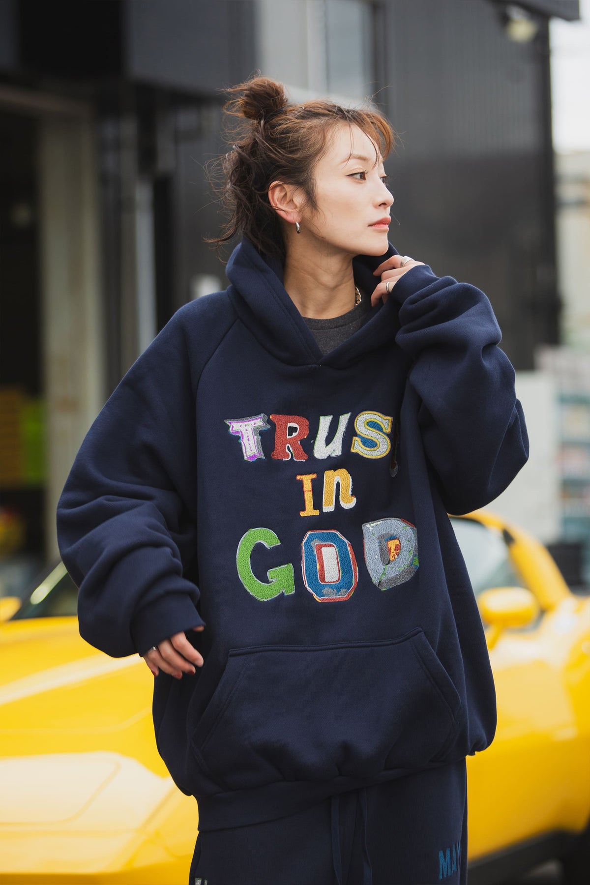 TRUST IN GOD EMBROIDERY HOODIE