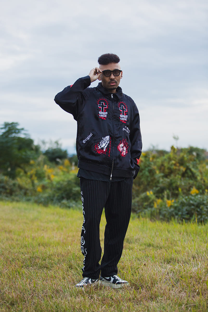 MAYO EMBROIDERY WITH COLLAR REVERSIBLE SOUVENIR JKT