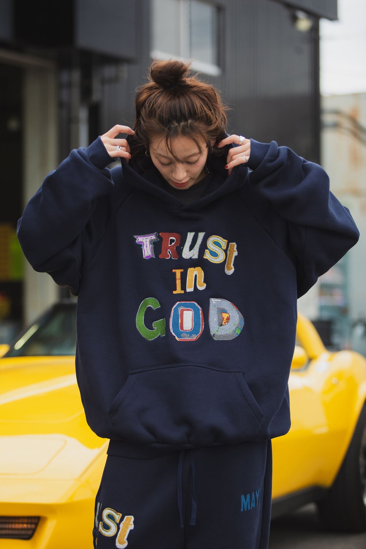 TRUST IN GOD EMBROIDERY HOODIE