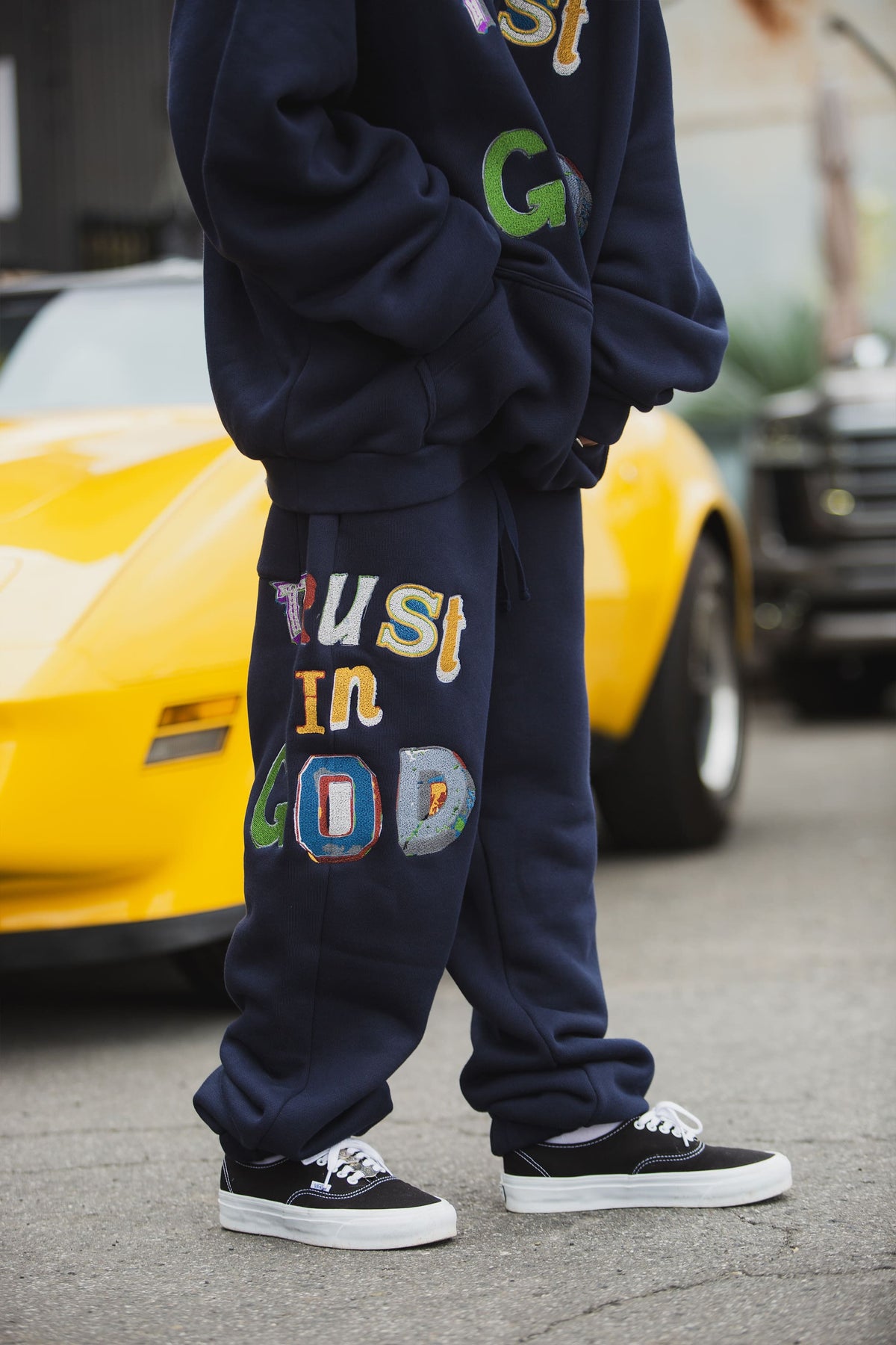 TRUST IN GOD EMBROIDERY SWEAT PANTS