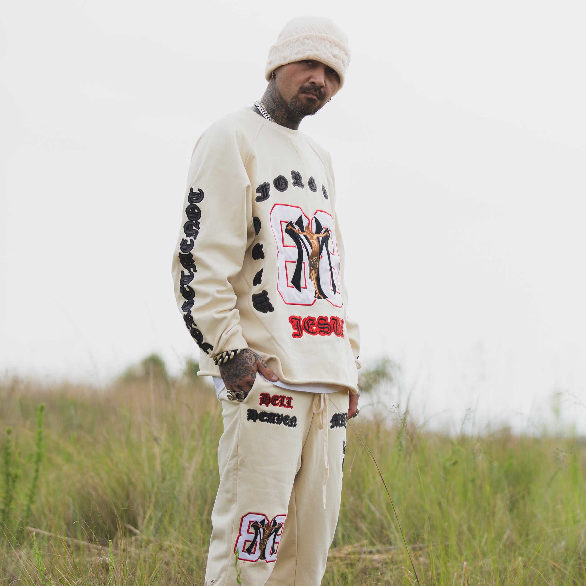 MAYO HEAVEN&amp;HELL Embroidery Crew neck - OFF WHITE