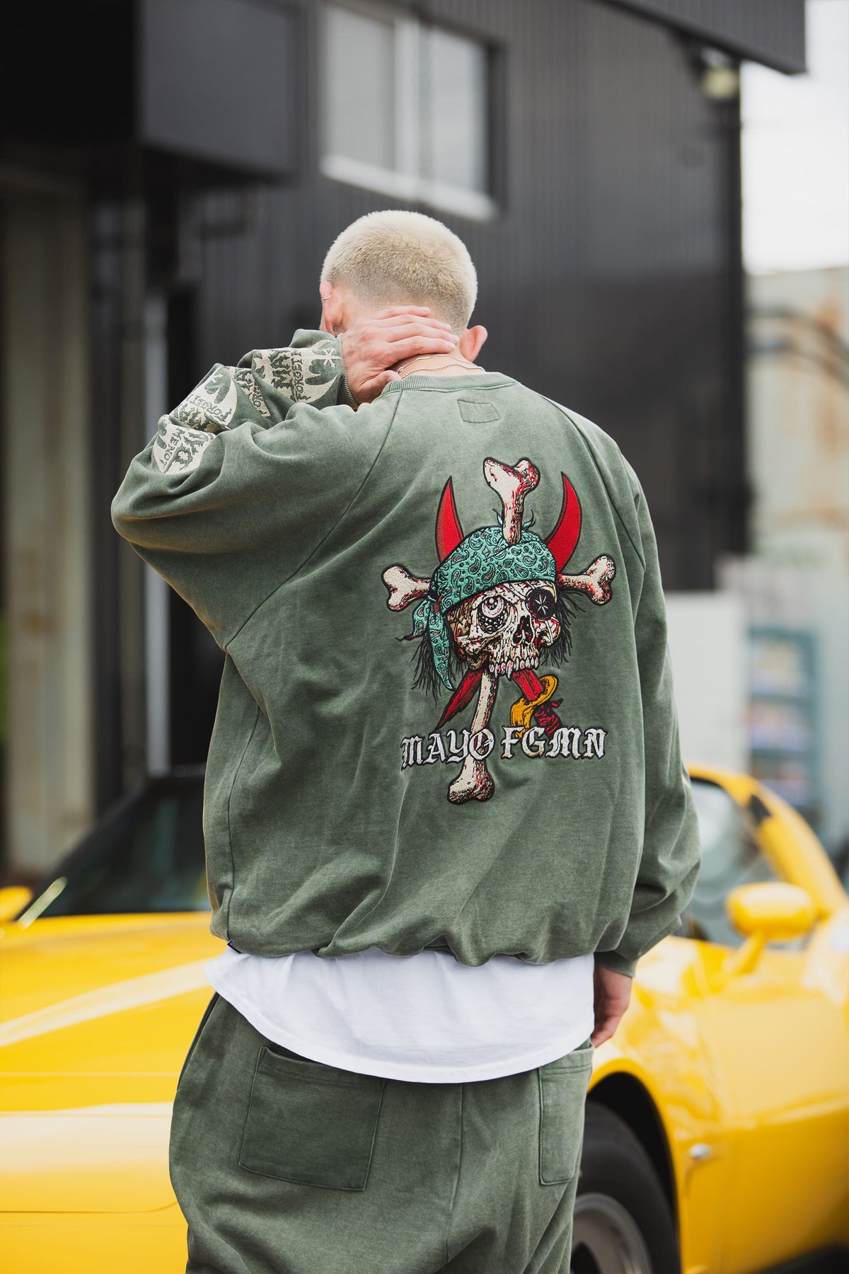 MAYO BANDANA SKULL EMBROIDERY CREW NECK SWEAT
