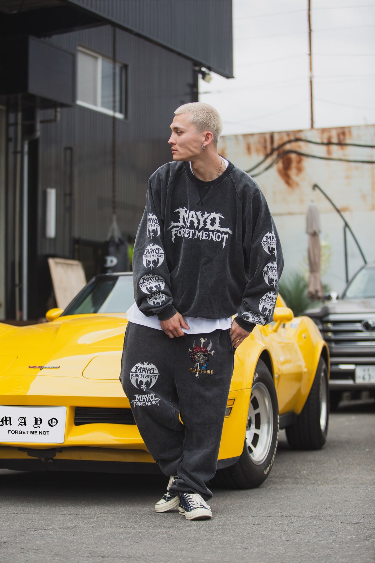 MAYO BANDANA SKULL EMBROIDERY SWEAT PANTS