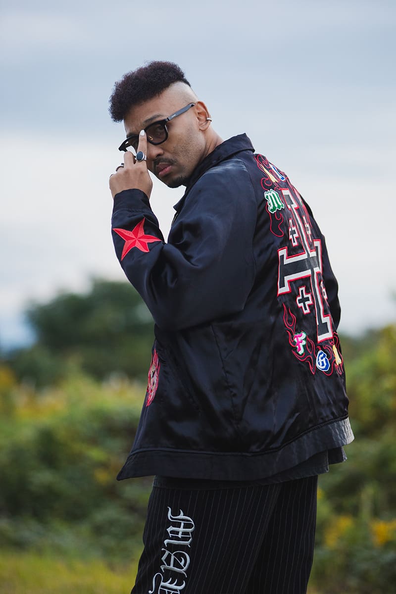 MAYO EMBROIDERY WITH COLLAR REVERSIBLE SOUVENIR JKT