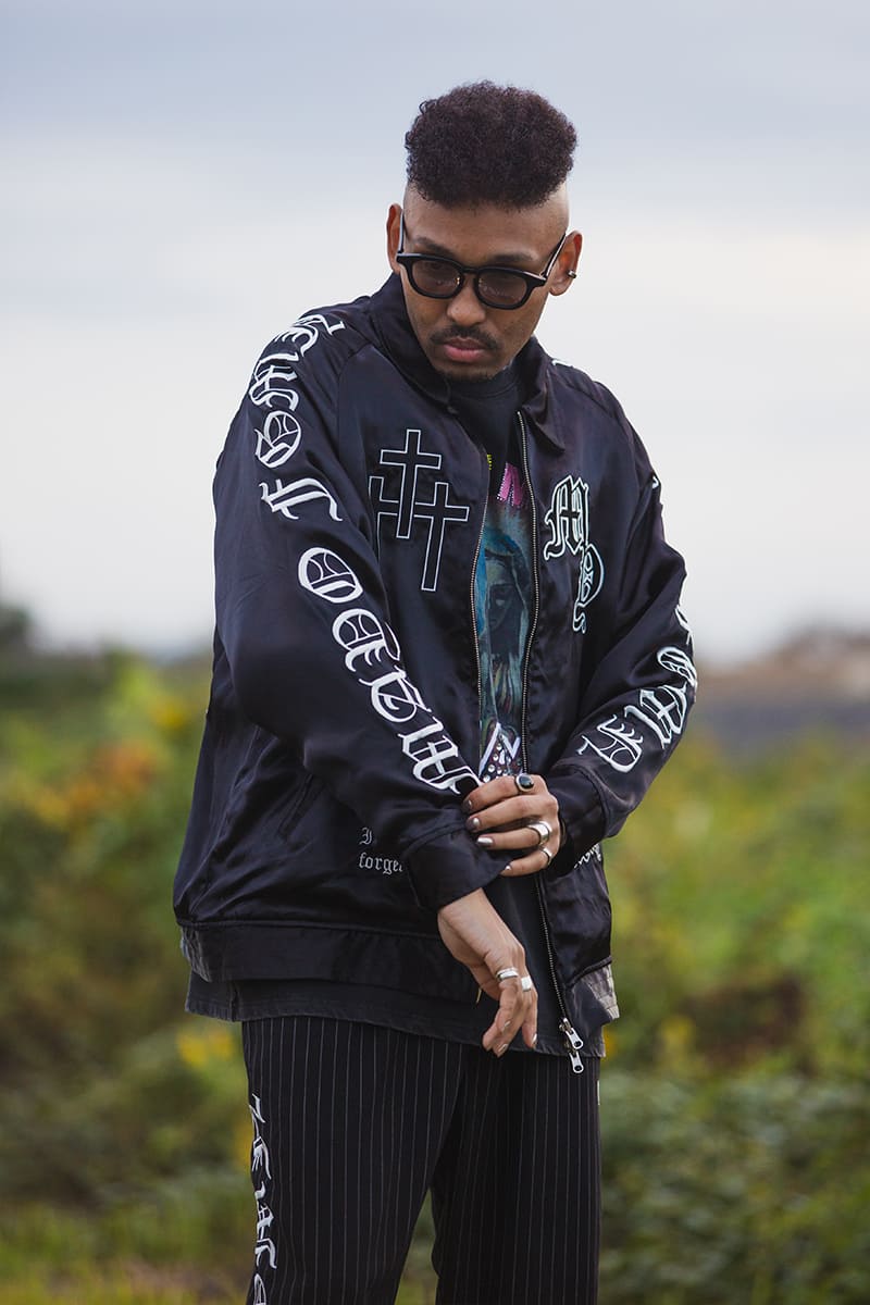 MAYO EMBROIDERY WITH COLLAR REVERSIBLE SOUVENIR JKT