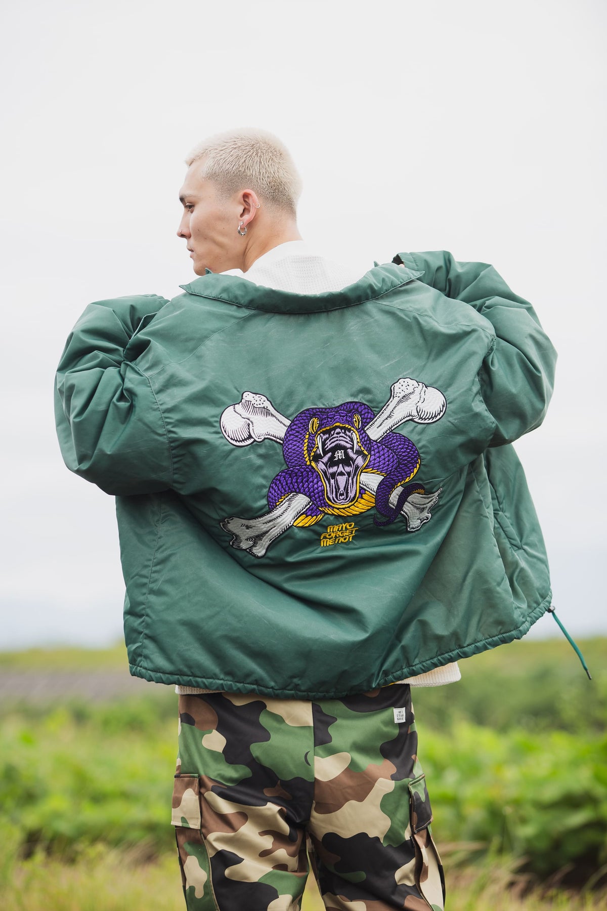 SNAKE CROSS BORN EMBROIDERY COACH JKT