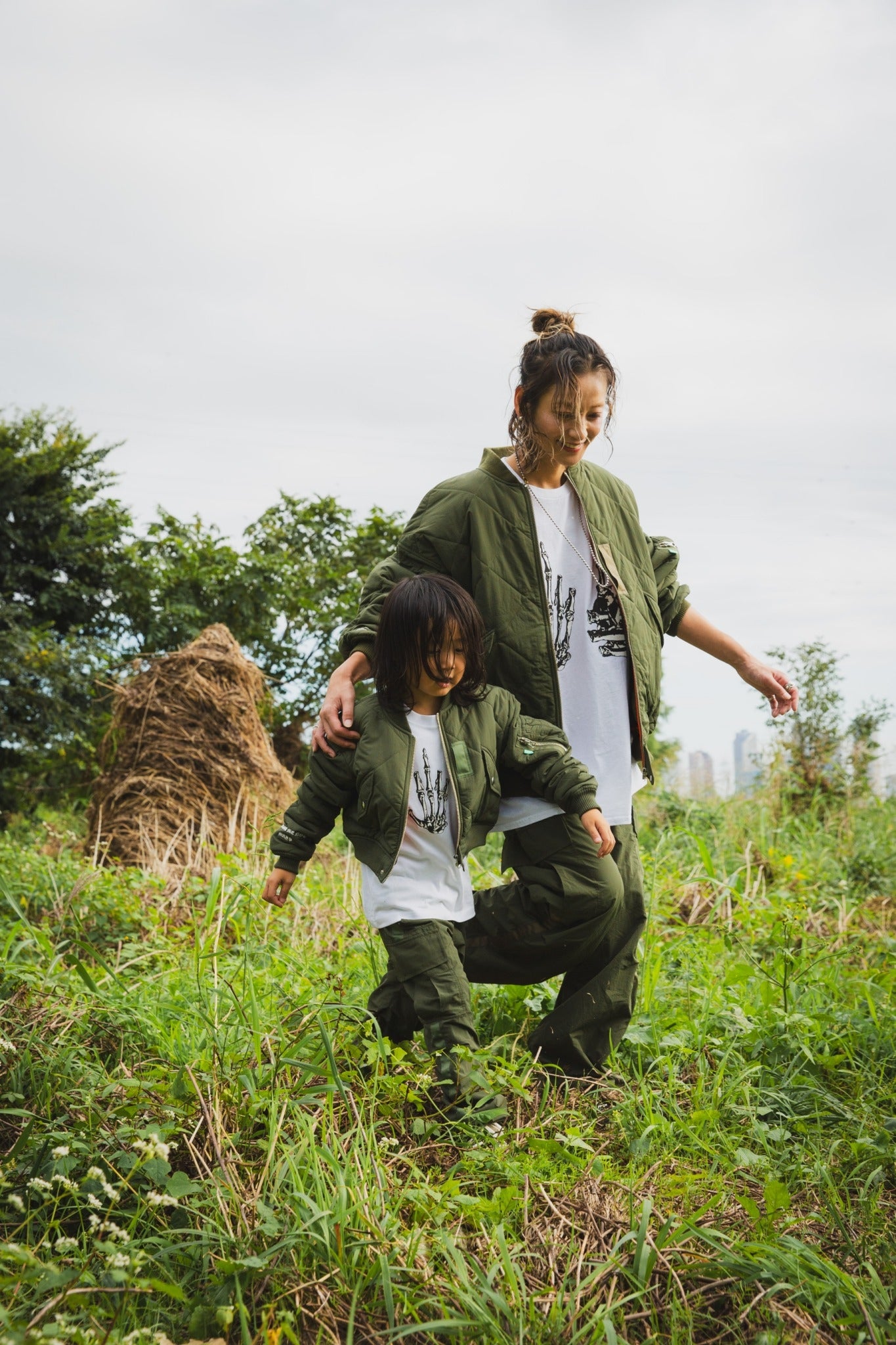 FGMN MAYO EMBROIDERY NYLON CARGO PANTS - OLIVE